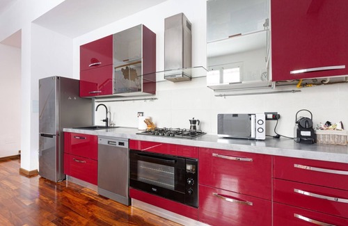 Calvairate Appartement | Cozy Apt within walking distance of Insubria Square!