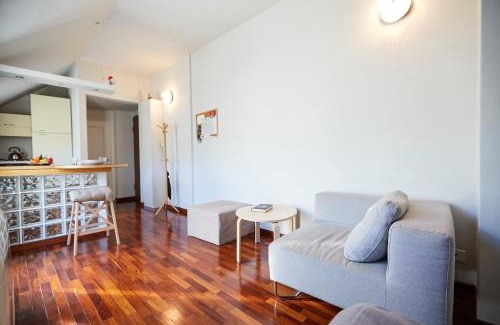 Milan Appartement | GuestHost - Studio con Balcone per 2 persone