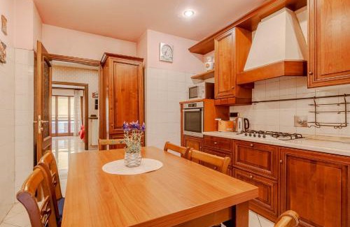 Santa Rita Appartement | GuestHost - Stylish Retrò Apartment X6 in Turin