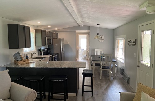Montour Falls Maison | Guesthouse at the Woodlands