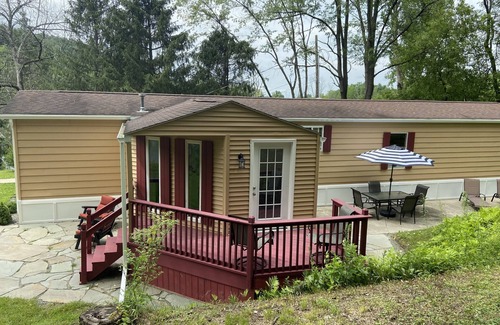Montour Falls Maison | Guesthouse at the Woodlands