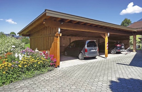 Kruen Appartement | Appartement "Bergkristall" avec vue sur les montagnes, jardin partagé et Wi-Fi