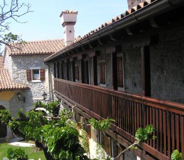 Sezana Maison | Guesthouse Domacija Sajna