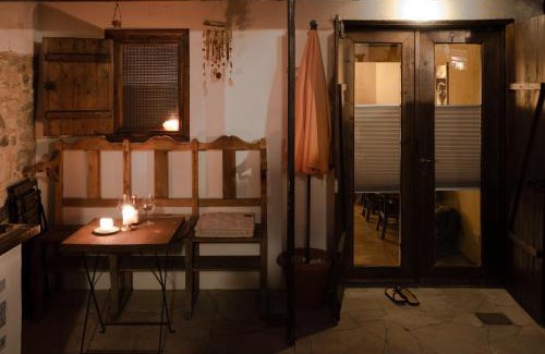 Pera Maison | Guesthouse Gonia
