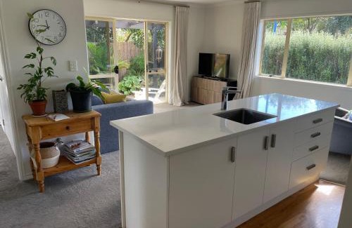 Papamoa Beach Appartement | Guesthouse in Papamoa Beach
