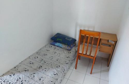 Pondokcina Maison | Guesthouse Maura