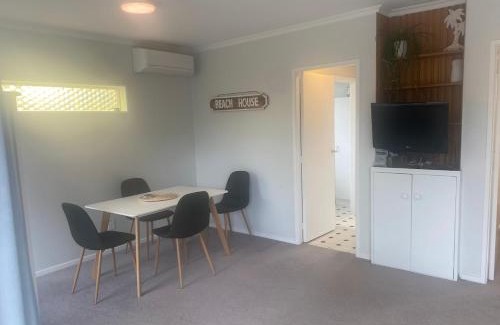 Whakamarama Maison | Guesthouse on Plummers Point