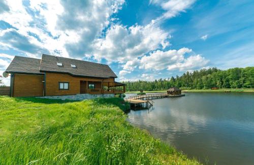 Nebelytsya Maison | GuestHouse on the Lake with Bathhouse 70 km from Kiev