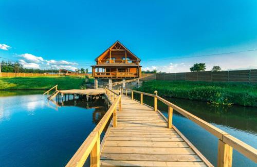 Nebelytsya Maison | GuestHouse on the Lake with Bathhouse 70 km from Kiev
