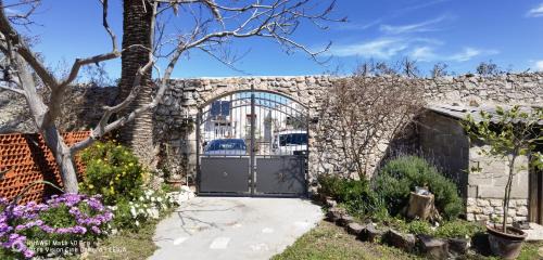 Cove Murtar Maison | Guesthouse Palma