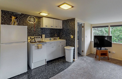 Gig Harbor Cottage | Maison d’hôtes avec accès direct à la plage et vue sur les montagnes Olympiques / Carr Inlet!