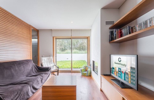 Gulpilhares Maison | GuestReady - Amazing Family house with a garden