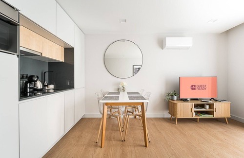 Aveiro Appartement | GuestReady - Séjour élégant avec terrasse à Aveiro