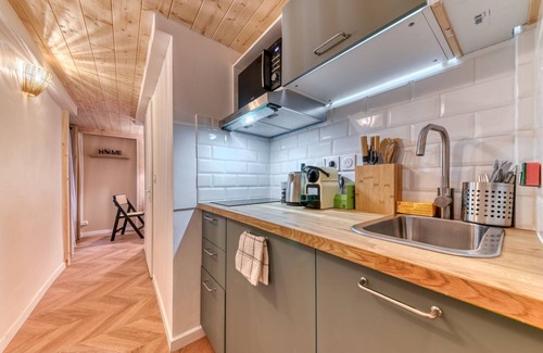 Puvis De Chavannes - Le Lycee Appartement | GuestReady - Delightful stay in the heart of Lyon