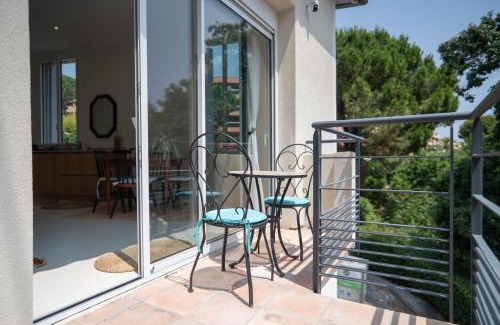 Caucade Maison | GuestReady - Spacious Comfort with Sunny Garden