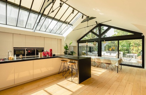Villa Montmorency Villa | Maison ensoleillée avec jardin dans le 16 arron.