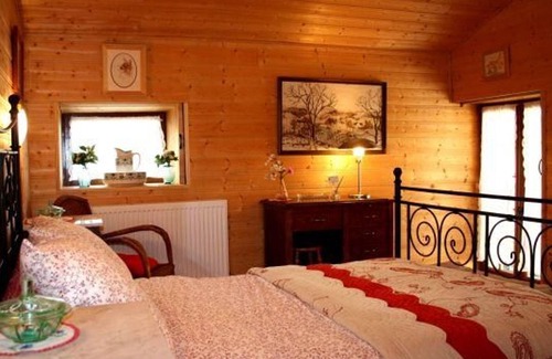 Laneuvelotte Lit Et Petit-Déjeuner | Habitación histórica con piscina en antigua granja
