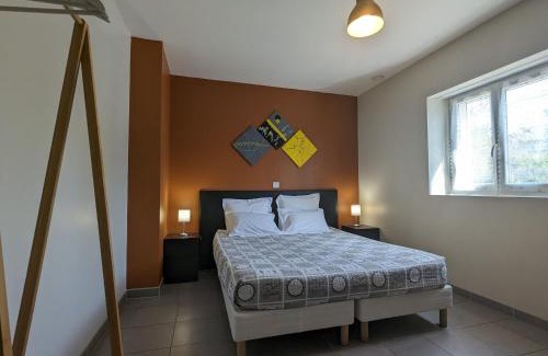 Neuvy-Saint-Sepulchre Lit Et Petit-Déjeuner | Guestroom Neuvy-Saint-Sépulchre, 3 pièces, 6 personnes - FR-1-591-498