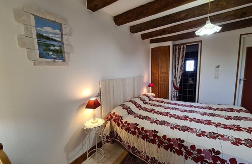 Saulnay Lit Et Petit-Déjeuner | Guestroom Saulnay, studio flat, 2 persons