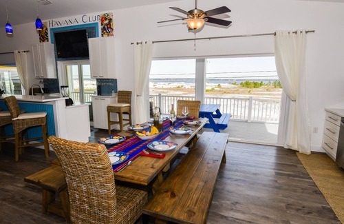 Navarre Beach Maison | Réservez maintenant en 2020! quelques dates 2019 encore ouvertes / Piscine privée / Spa / Tiki Bar en plein air