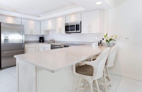 Sanibel Copropriété | Gulf Front Condo! Modern mis à jour deux chambres sur le sable!