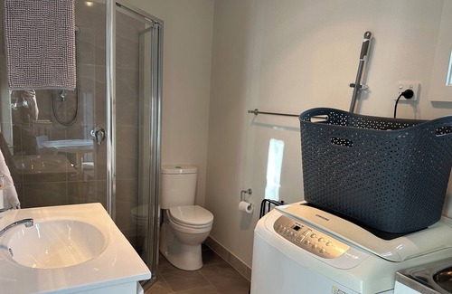 Louth Park Maison | Gullivers Guest House