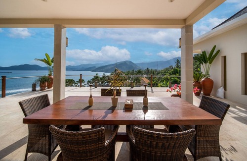 Manggis Villa | Oceanview 4BR Villa,Infinity Pool in East Bali