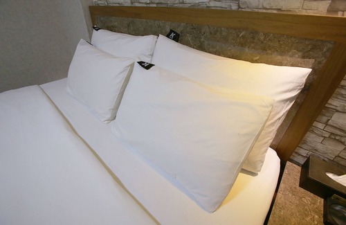 Guri Hôtel | Guri K