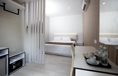 Downtown George Town Hôtel | Gurney Lodge
