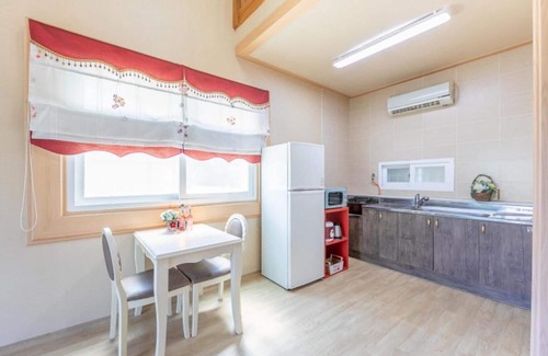 Gurye Maison | Gurye Jeonmangjoeunjip Pension