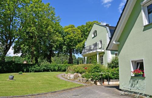 Rugen Island Appartement | Gutshaus Appartements mit Kamin S
