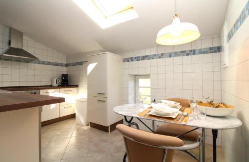 Kroepelin Appartement | Gutshof Dornbusch Fewo 2 - SEEFAHRER