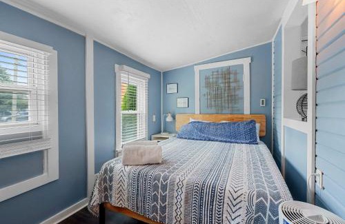 Merion Village Maison | GV - Romantic Beach Getaway
