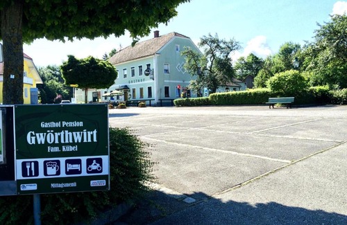 Kasten bei Boeheimkirchen Hôtel | Gwörthwirt