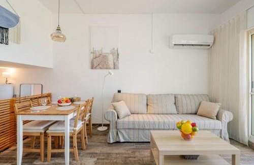 Nahariya Appartement | GW212 Gugel Waves Amazing Seaview Pool Apartments