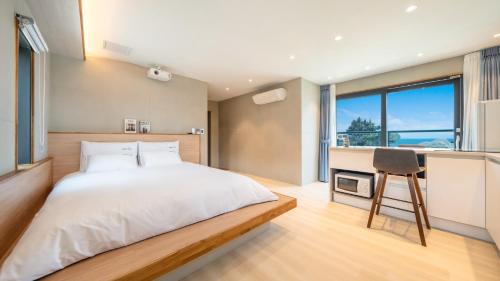 Gyeongju Maison | Gyeongju Adria Stay Pension