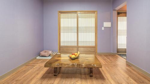 Gyeongju Maison | Gyeongju gampo byeolbit hanok Pension