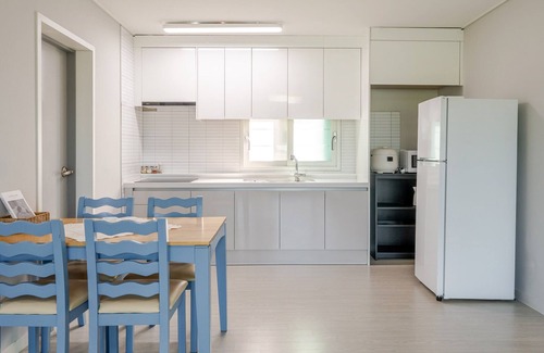Gyeongju Maison | Gyeongju Sunflower Private Cottage