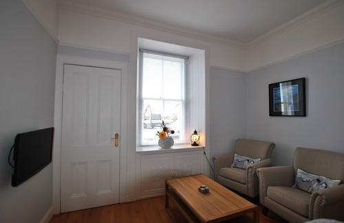 Pittenweem Appartement | Gyles Apartment - harbourfront studio, Pittenweem