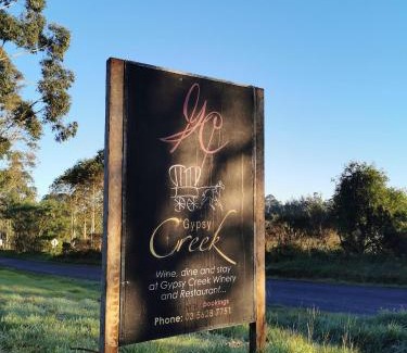 Labertouche Maison | Gypsy Creek Retreat