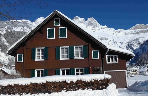 Engelberg Appartement | Hälmehois by Interhome