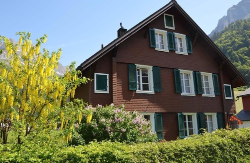 Engelberg Appartement | Hälmehois by Interhome