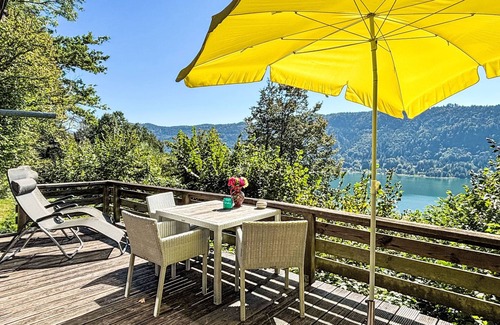 Annenheim Maison | Häuschen am Waldrand by Interhome