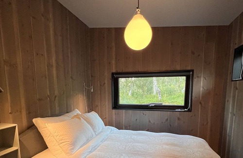 Tromso Appartement | Håkøya Lodge - Scenic two Bedroom Apartment With