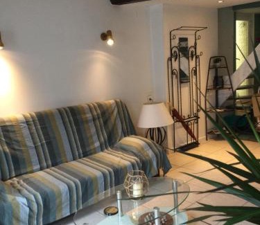 Rethel Maison | Hébergement à l'Orée des Champs