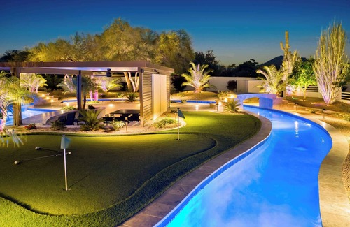 North Scottsdale Maison | HÓZHÓ Ranch | Lazy River | Golf Sim | Bowling