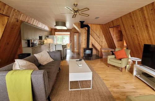 St. Felicien Chalet De Ski | Hôtel à la maison - Chalet le Jeannot, vue et lac