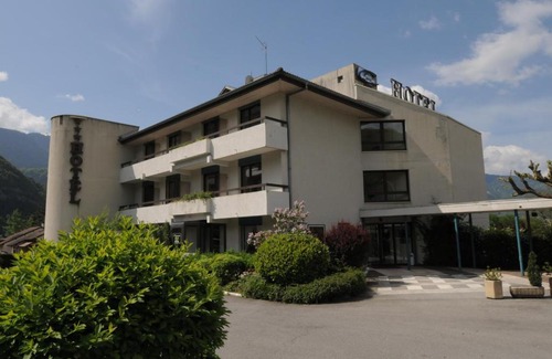 Cluses Hôtel | Hôtel 4C