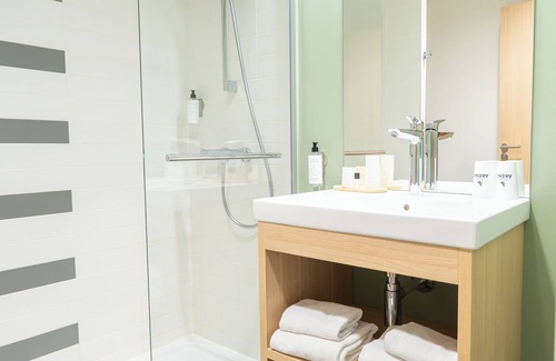 Bezannes Hôtel | Akena Reims - Bezannes