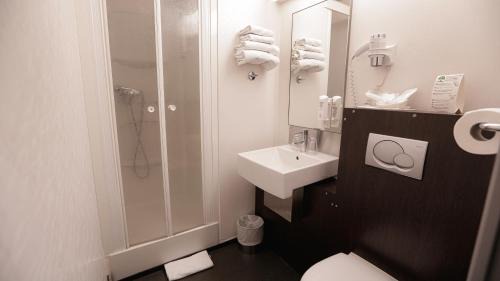 Maisons-Alfort Hôtel | Hôtel Au Petit Caporal